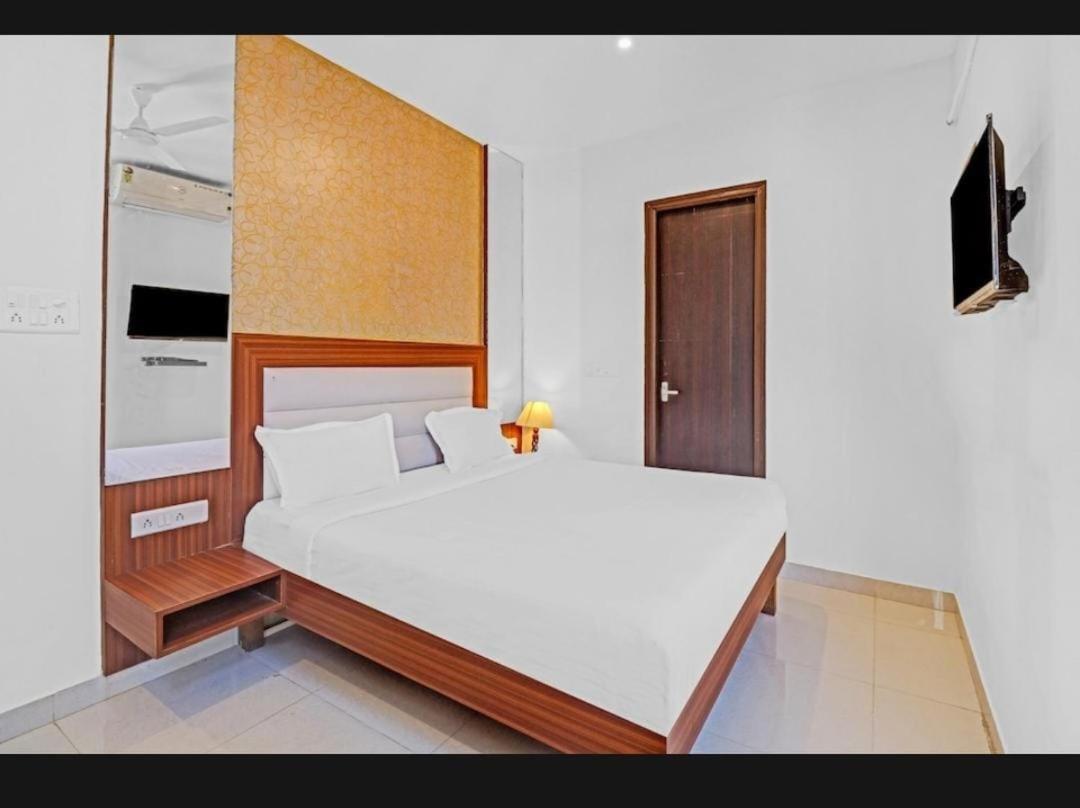 Akshatha Home Stay Bangalore Exteriör bild
